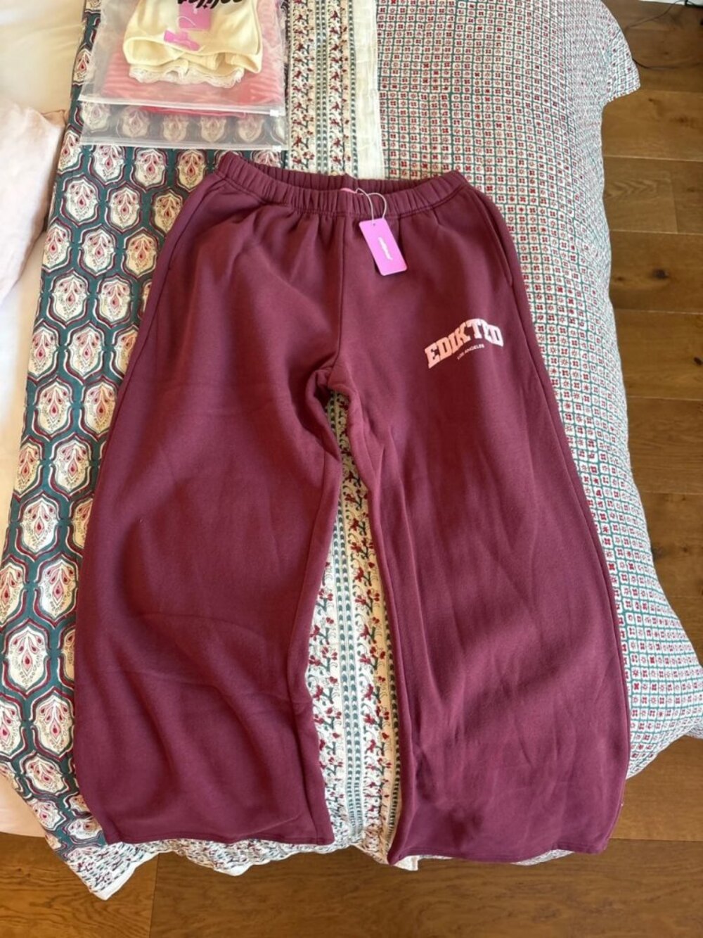 Women's Burgundy Oversized Jogger Sweatpants Size S